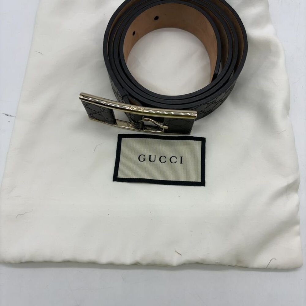 Gucci Belt With gold buckle